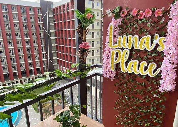 Lunas's Place